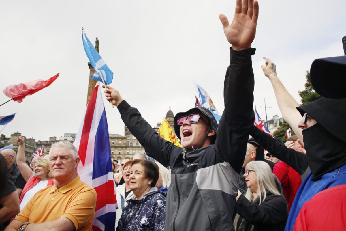 Photo essay: Glasgow's anti-immigration protest 5