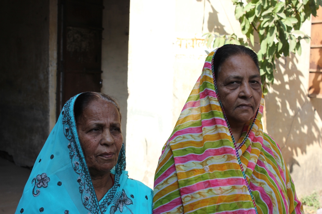 Champa-Devi-and-Rashida-Bee-thanks-to-Des-Loughney