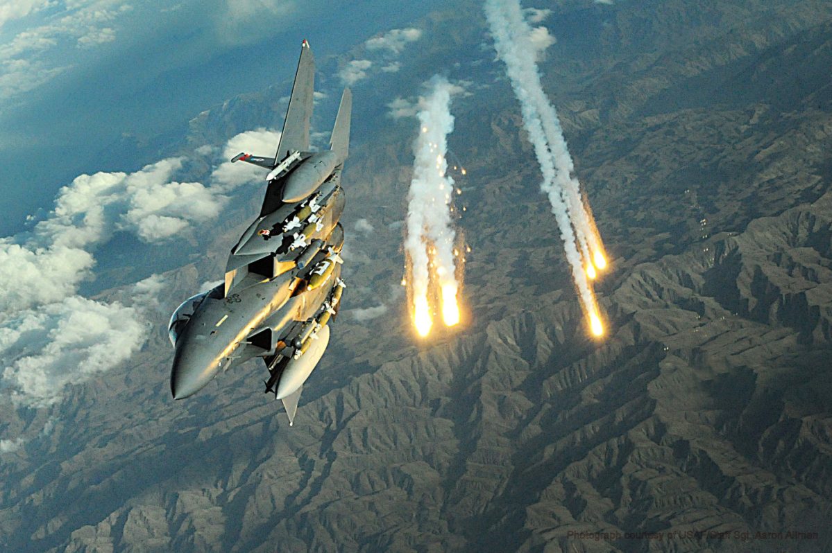 F-15E Strike Eagle deploys countermeasures over Afghanistan Chemring