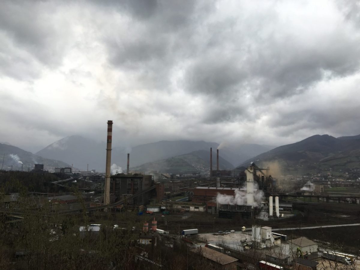 The Bosnian steel town choking to death 6