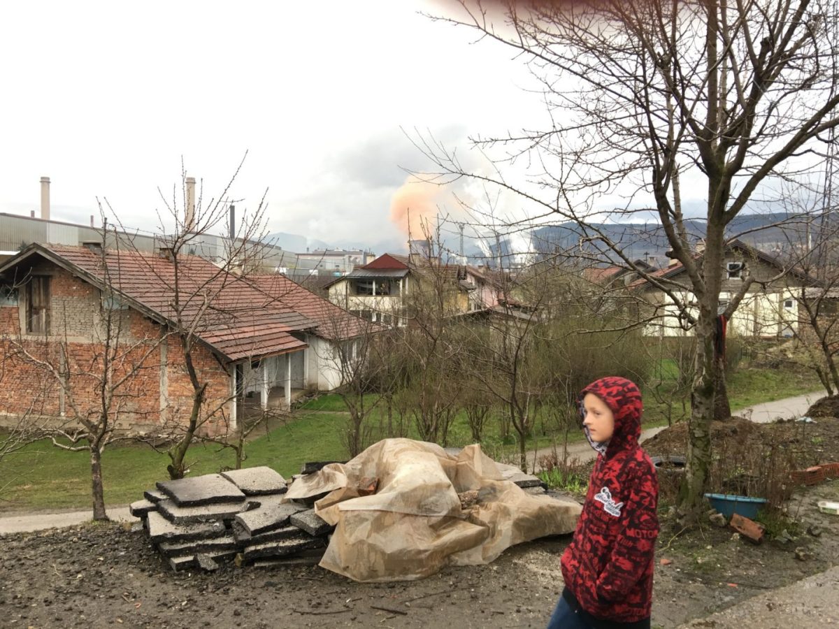 The Bosnian steel town choking to death 7