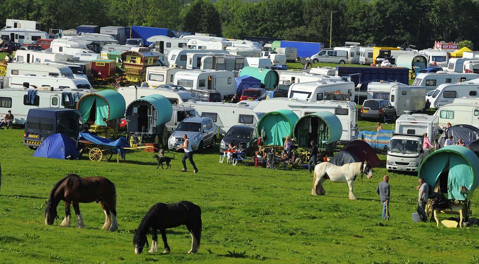 Travellers suffer 'appalling discrimination', say human rights groups 5