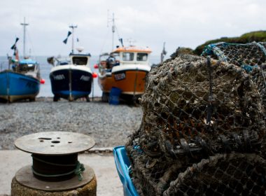 Scallop dredgers accused of sabotaging creel fishing gear 7