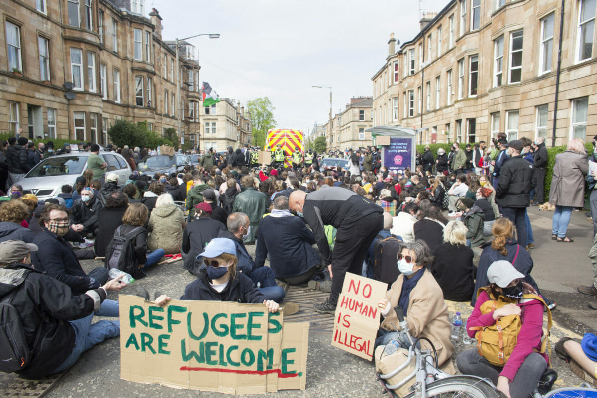 Men freed as 'antagonistic' and 'intimidating' Home Office immigration raid ends 9