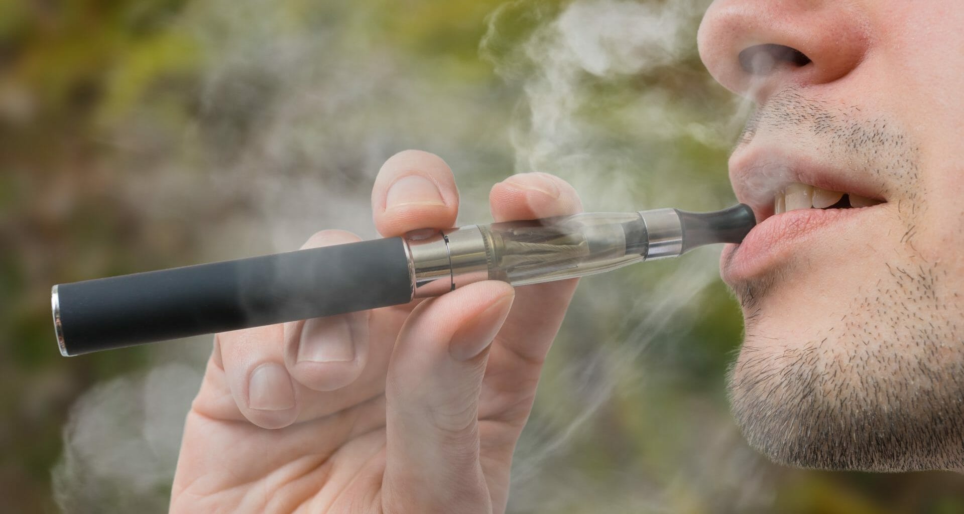 Facebook campaigns opposing anti vaping laws prompt concern