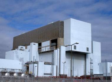 First cracks found in Torness nuclear reactor 3
