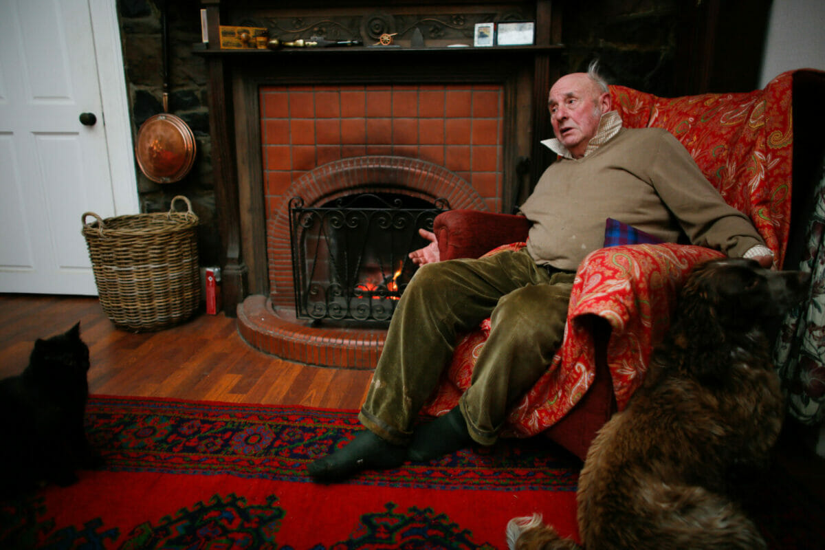 Island depopulation: The battle on Bute 8