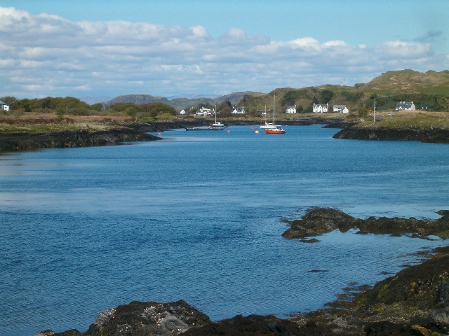 Islanders fight to stop primary school closure on Luing 10